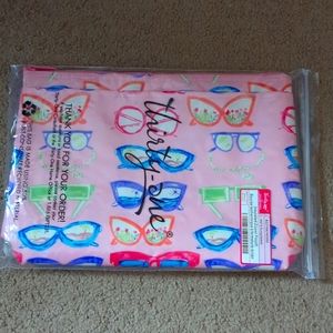 New insulated zipper pouch in sunglasses pattern